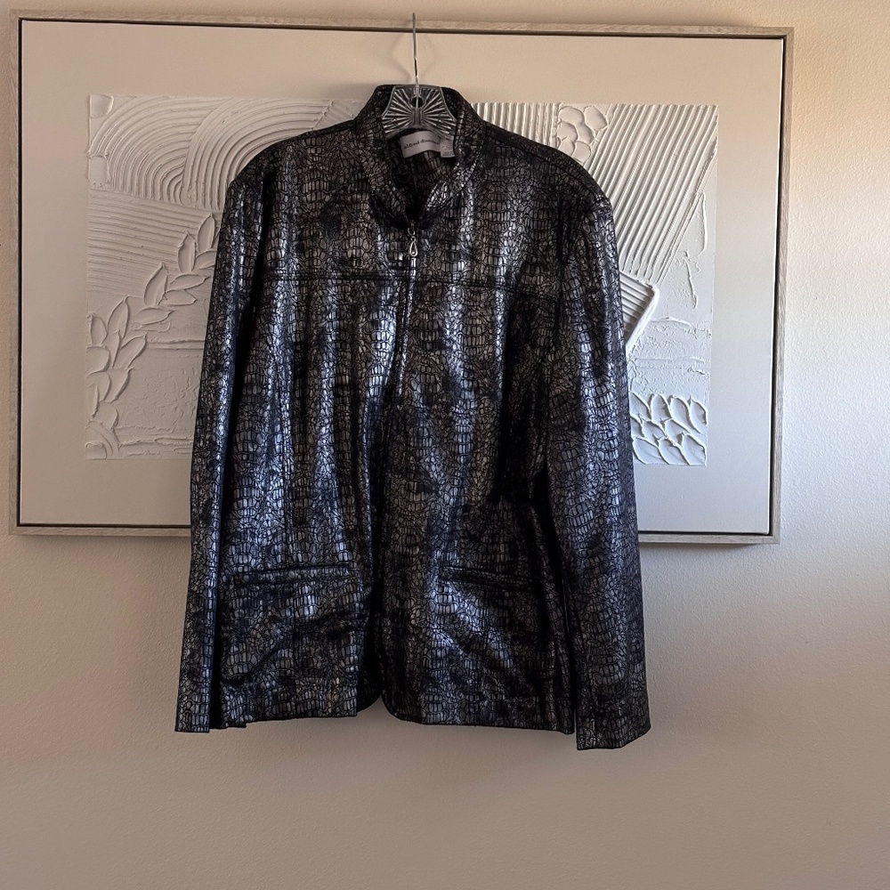 Alfred Dunner Women's SZ 18 Black Silver Metallic Faux Snake Print Jacket